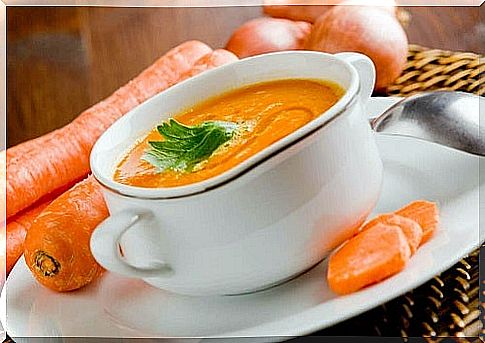 Super delicious for detoxifying the body prepared with carrots