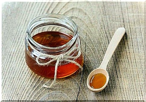 Masks for skin care with honey