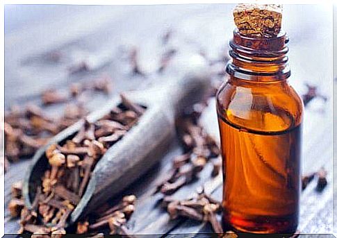 Natural remedies against Candida with natural clove oils