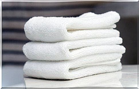 Bleach towels with 5 simple and cheap methods