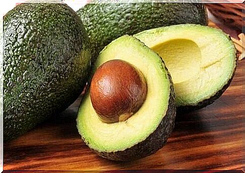 How to reduce cholesterol at breakfast with avocado