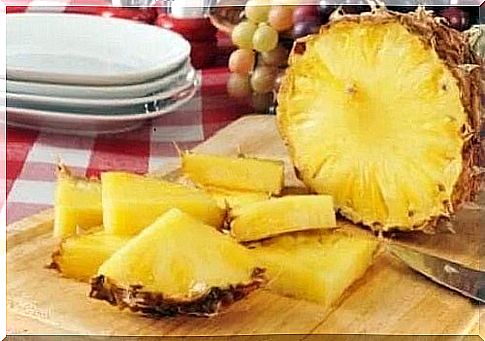 Pineapple slices