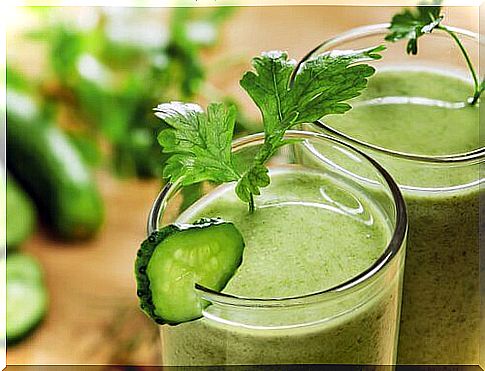 Maintain the beauty of the skin with a cucumber smoothie