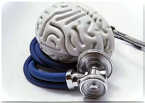 Brain and stethoscope