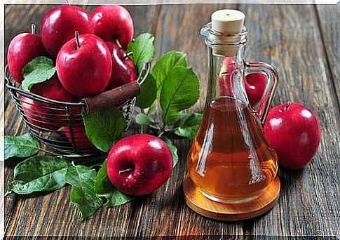 Natural remedy for varicose veins with apple cider vinegar