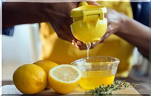 Fresh lemon juice