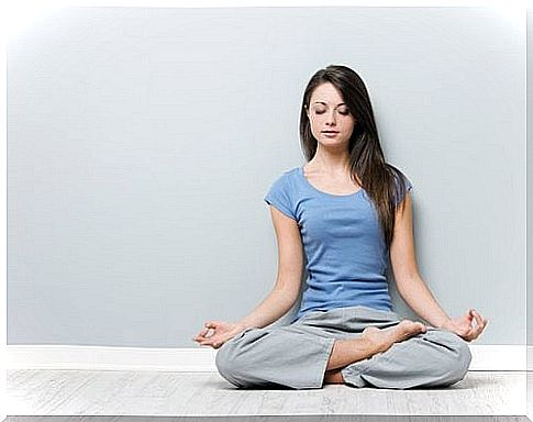 The lotus position helps you treat neck pain