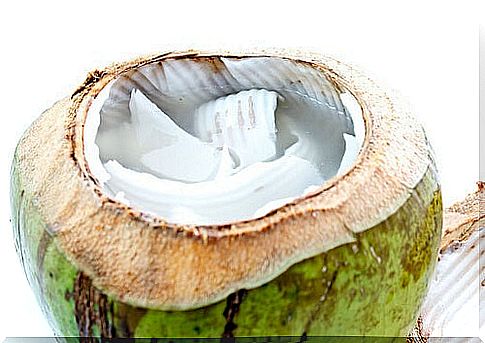 Coconut in silky hair creams